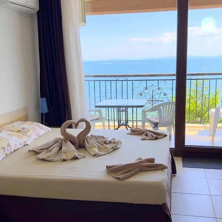 и студия в комплекс акротирия * Misivri