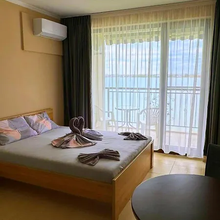 и студия в комплекс акротирия Daire *