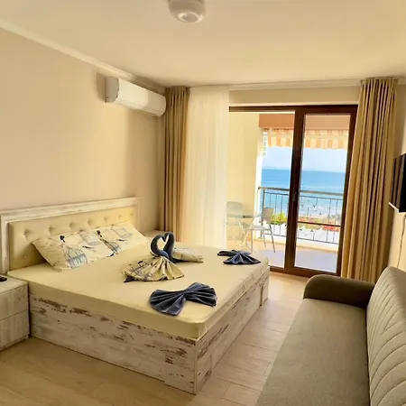 и студия в комплекс акротирия Daire *