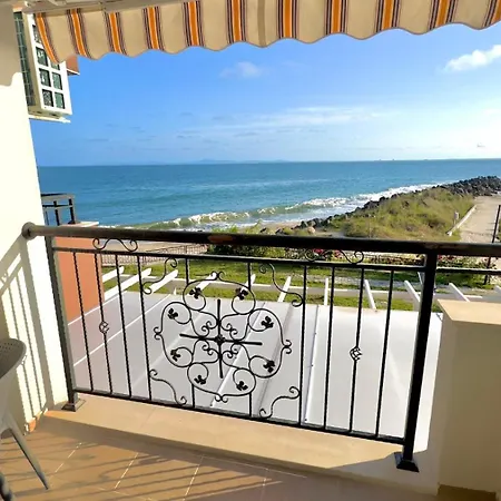 и студия в комплекс акротирия Misivri