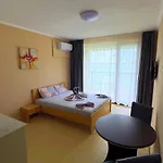 и студия в комплекс акротирия Apartament