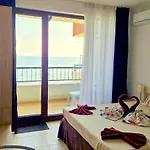 Apartament и студия в комплекс акротирия Nesebăr