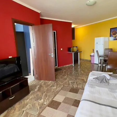 и студия в комплекс акротирия Apartment