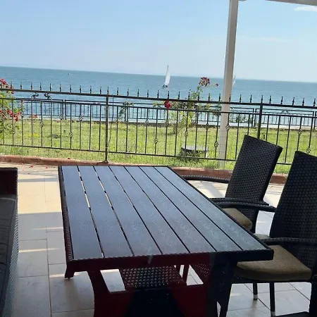 и студия в комплекс акротирия Nesebar