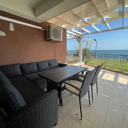 и студия в комплекс акротирия Apartment Nesebar