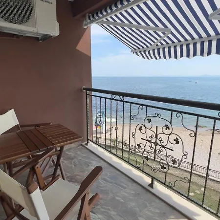 Apartment и студия в комплекс акротирия Nesebar