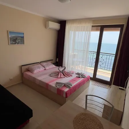 и студия в комплекс акротирия Nesebar