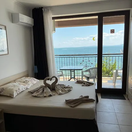 и студия в комплекс акротирия Apartment