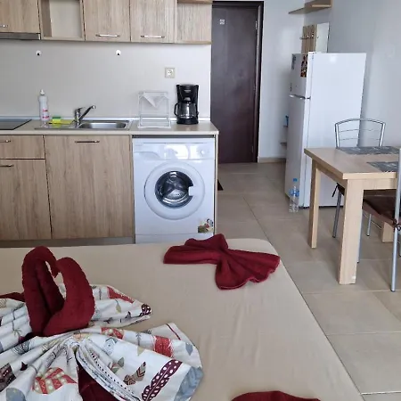 и студия в комплекс акротирия Apartment