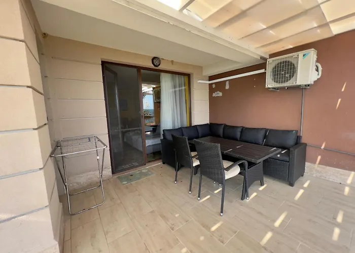 Lejlighed и студия в комплекс акротирия Nessebar