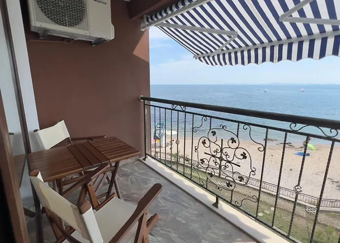 Lejlighed и студия в комплекс акротирия Nessebar