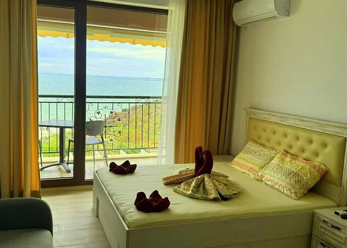 и студия в комплекс акротирия Lejlighed Nessebar