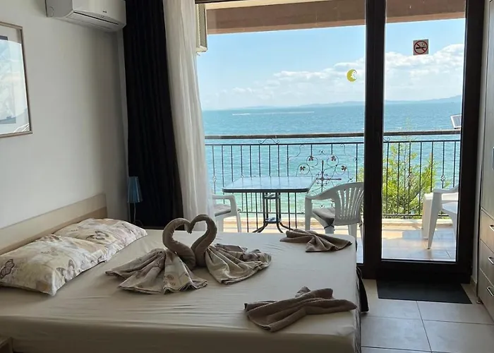 и студия в комплекс акротирия Lejlighed