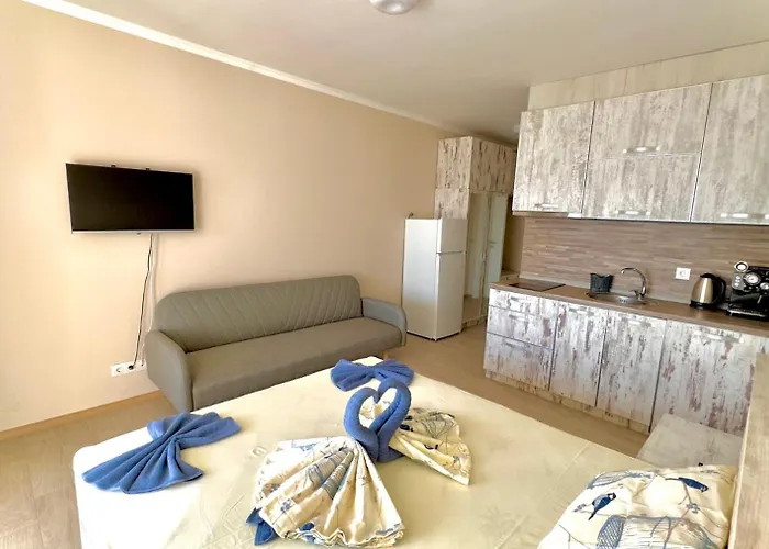 Lejlighed и студия в комплекс акротирия Nessebar